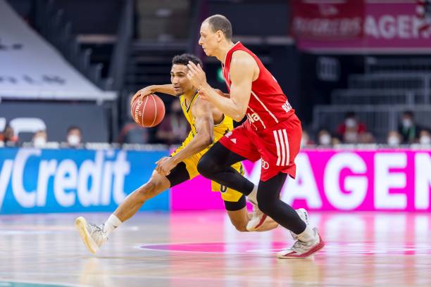 壶队便在世 壶队便在世