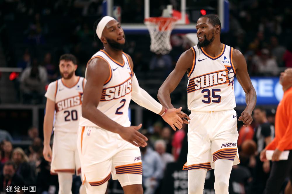 士的热议 士的热议