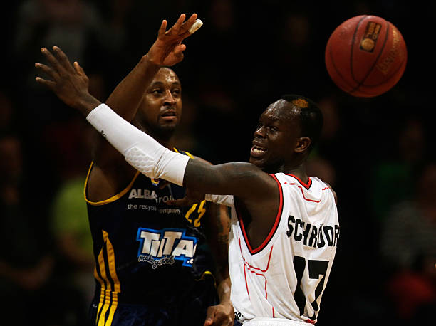 在比赛中展 在比赛中展